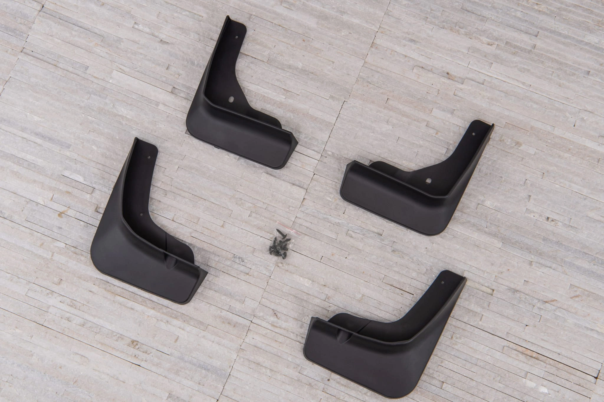 Skvettlapper Mitsubishi Outlander IV 2022 -> │ Black Mud Guards - sett 4 stk. – bilde 6
