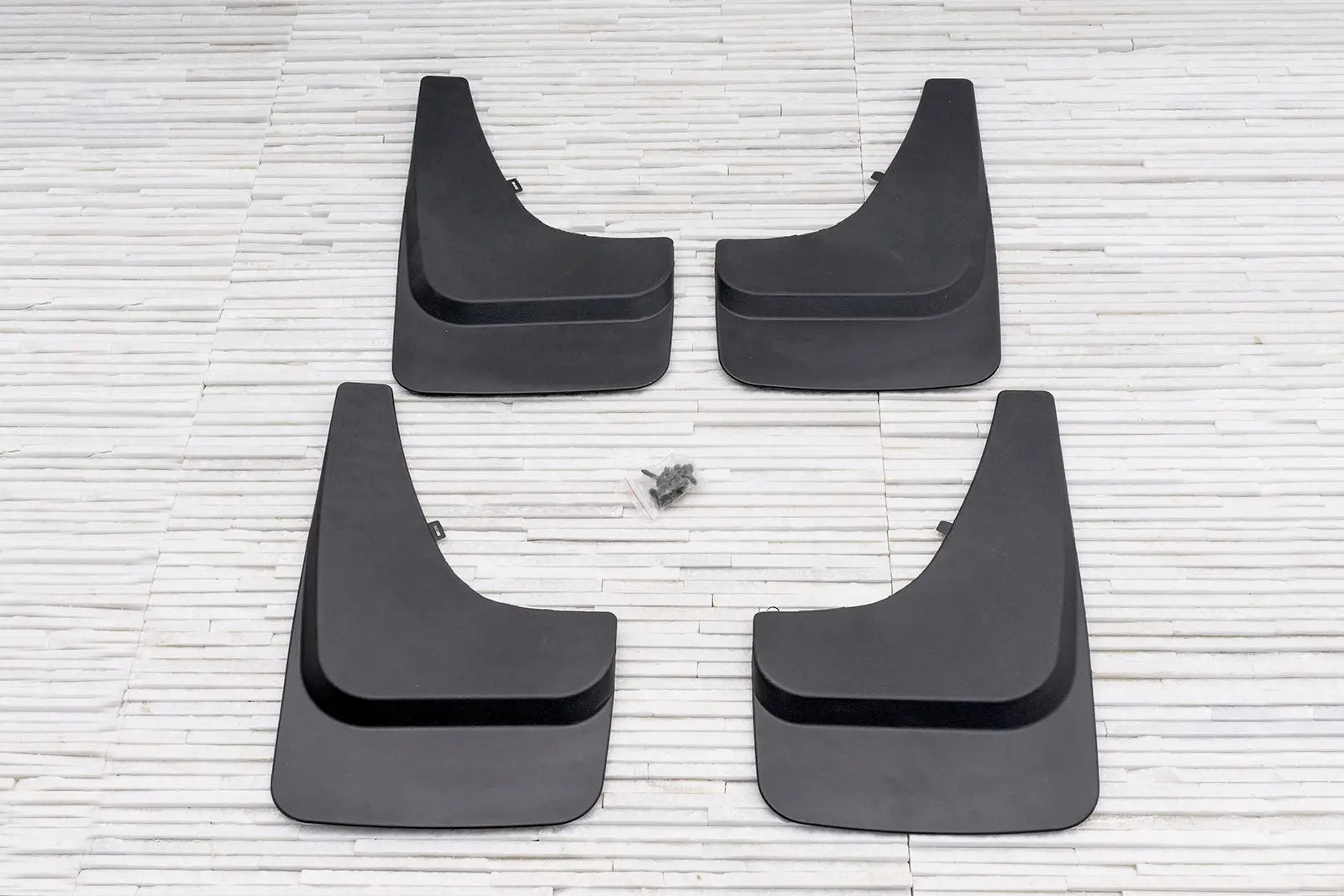 Skvettlapper Nissan Navara III (D40) 2005 - 2015 / FORD RANGER 2006 -2012 / MITSUBISHI L200 2006 -> / Toyota Hilux VII 2005 - 2015 / VW Amarok I 2009 - 2020 | sett 4 stk. – bilde 2