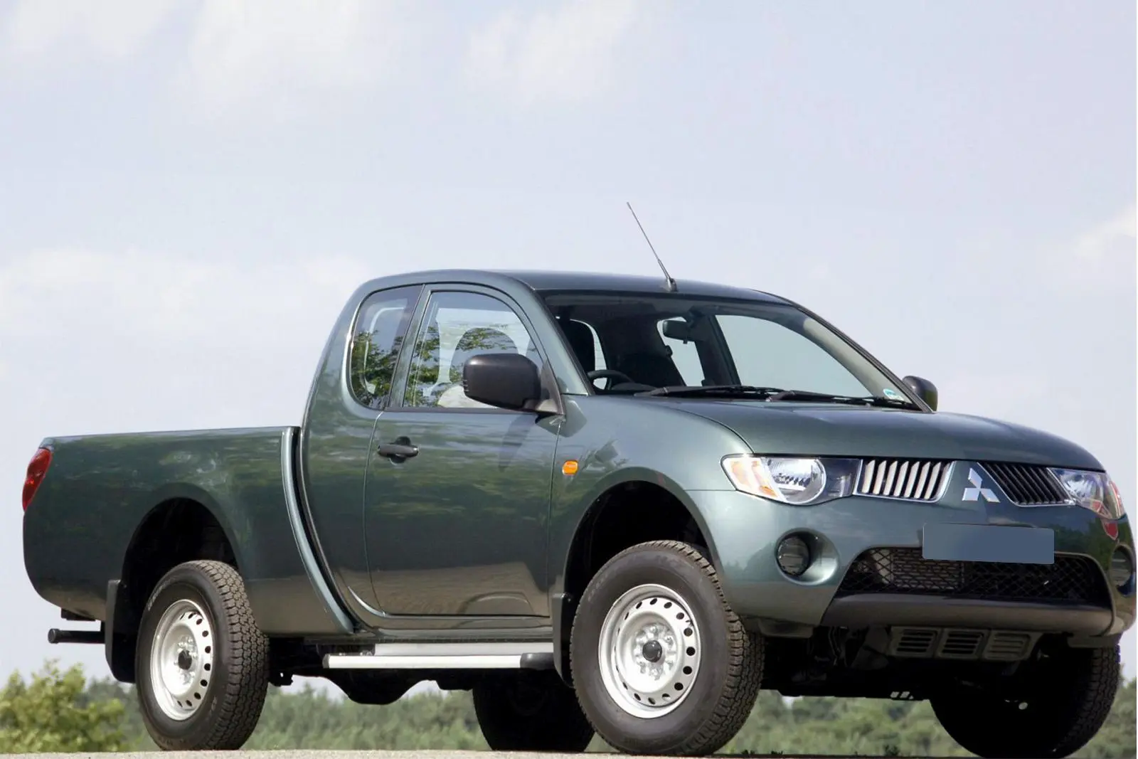 Skvettlapper Nissan Navara III (D40) 2005 - 2015 / FORD RANGER 2006 -2012 / MITSUBISHI L200 2006 -> / Toyota Hilux VII 2005 - 2015 / VW Amarok I 2009 - 2020 | sett 4 stk. – bilde 6