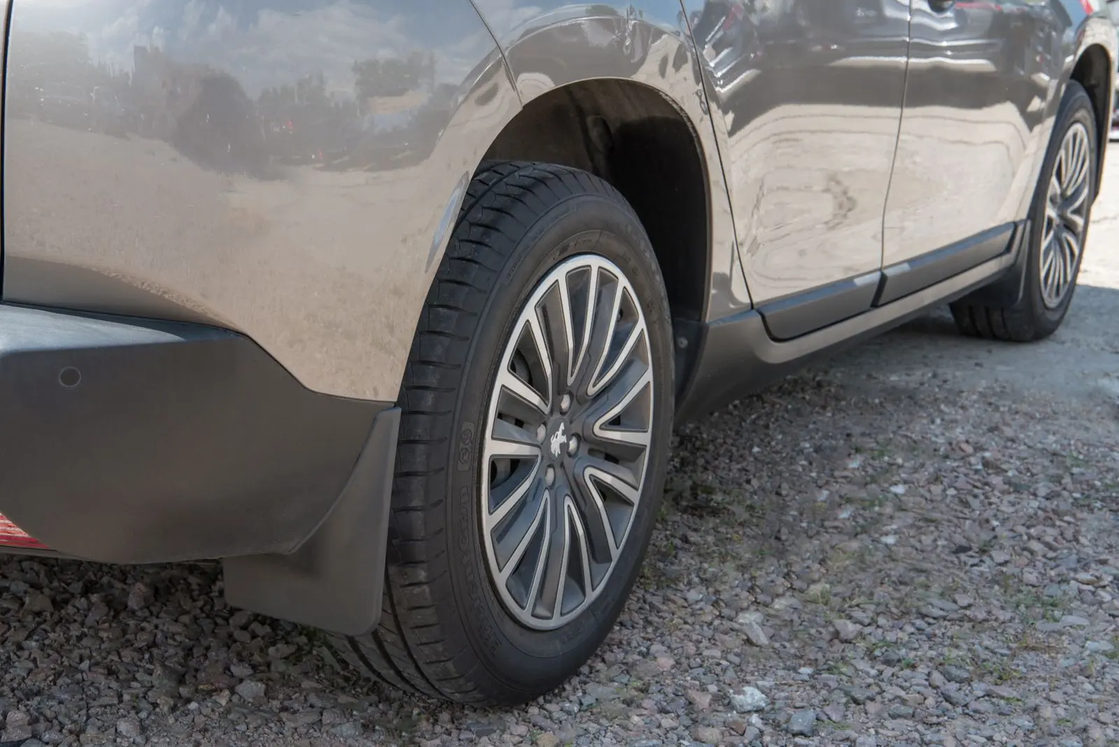 Skvettlapper Peugeot 2008 I 2013 - 2019 – bilde 2