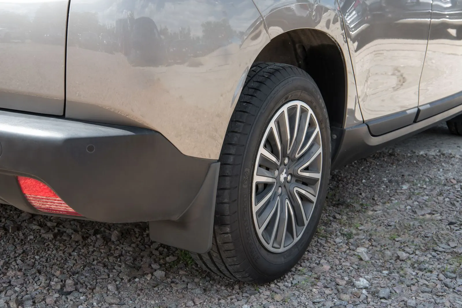 Skvettlapper Peugeot 2008 I 2013 - 2019 – bilde 3