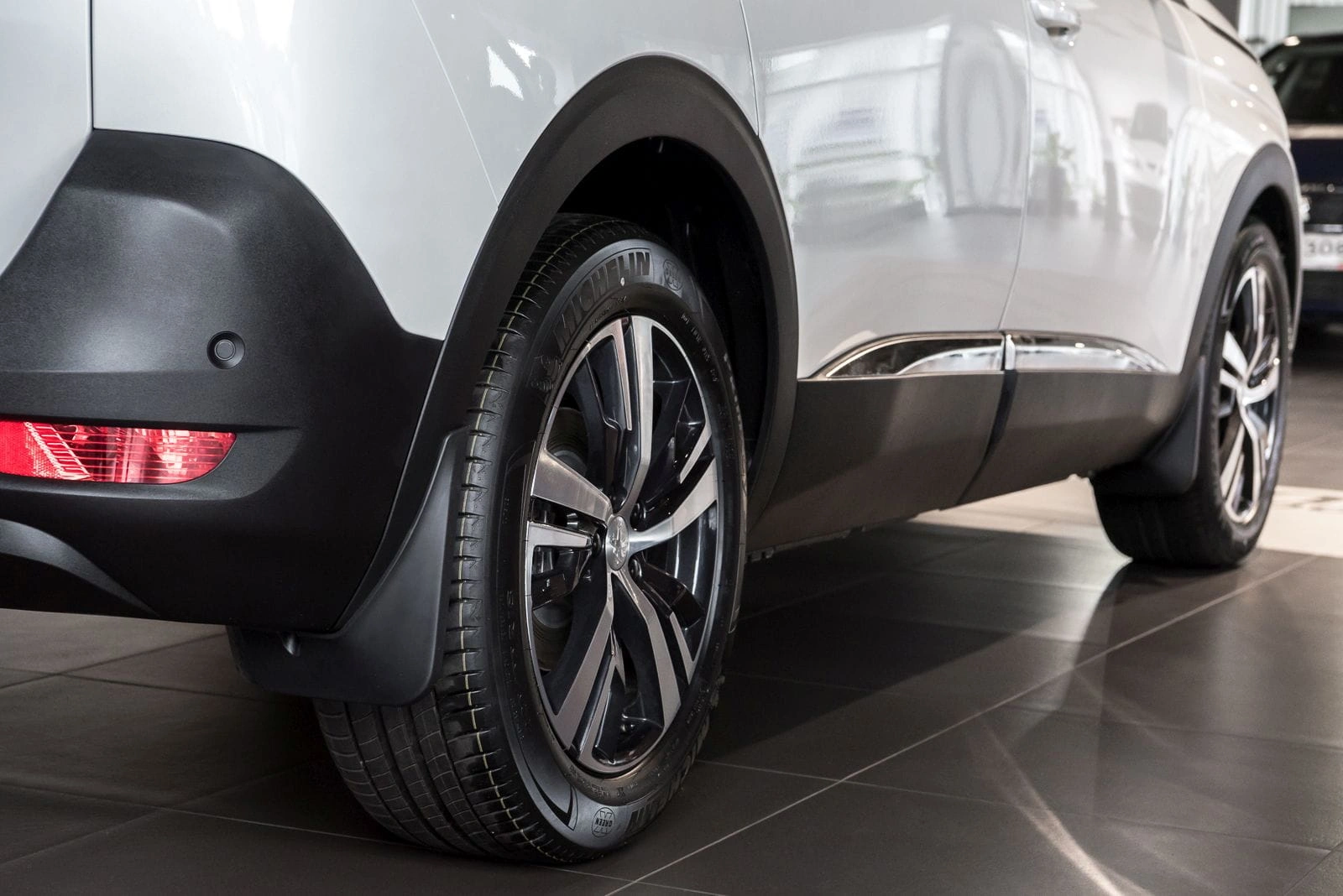 Skvettlapper Peugeot 5008 II 2017 - 2024