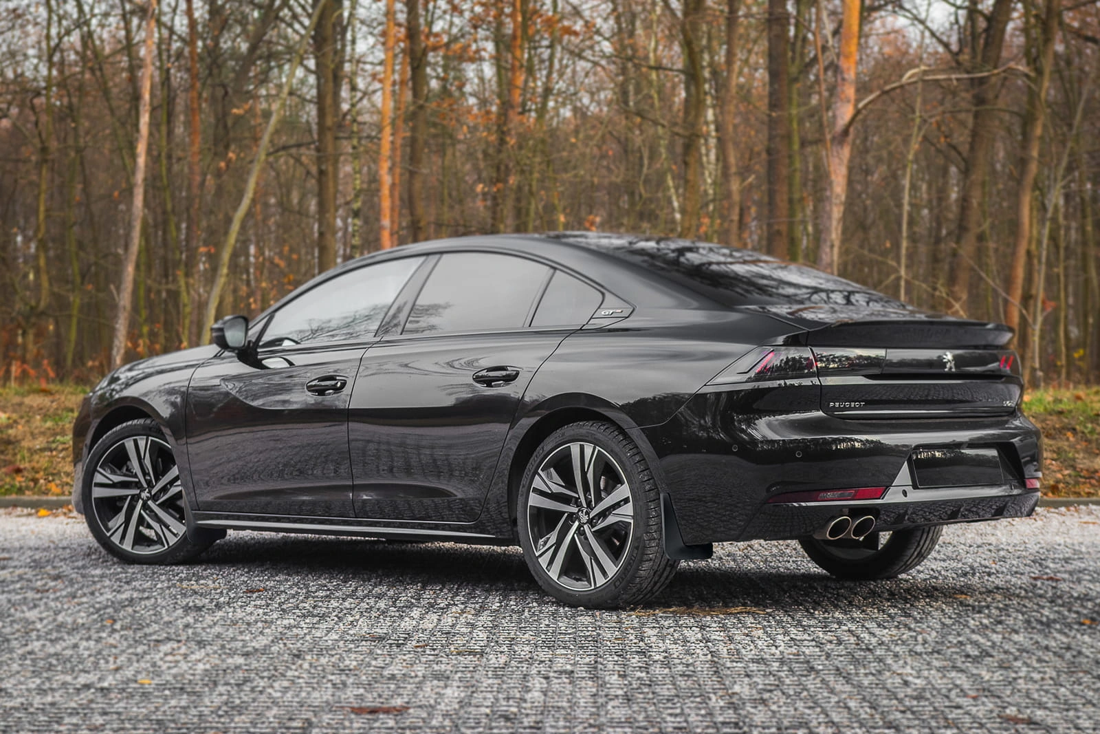 Skvettlapper Peugeot 508 II 2018 -> │ Black Mud Guards - sett 4 stk. (Passer ikke til GT)