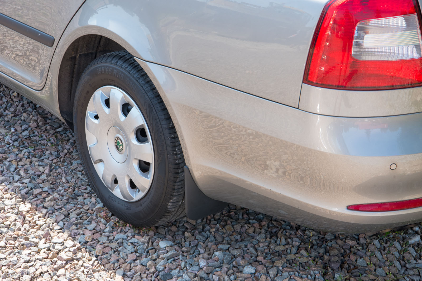 Skvettlapper Skoda Octavia II Liftback 2008 - 2013 – bilde 2
