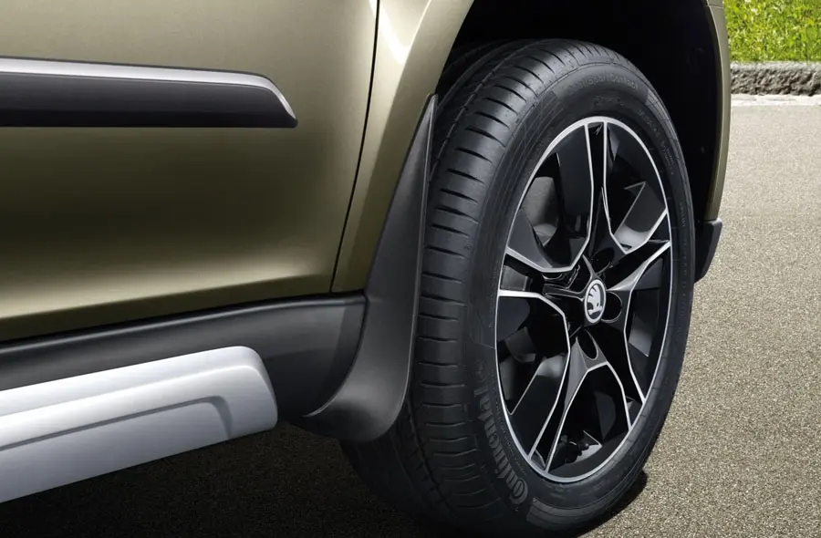 Skvettlapper SKODA YETI 2014 ->