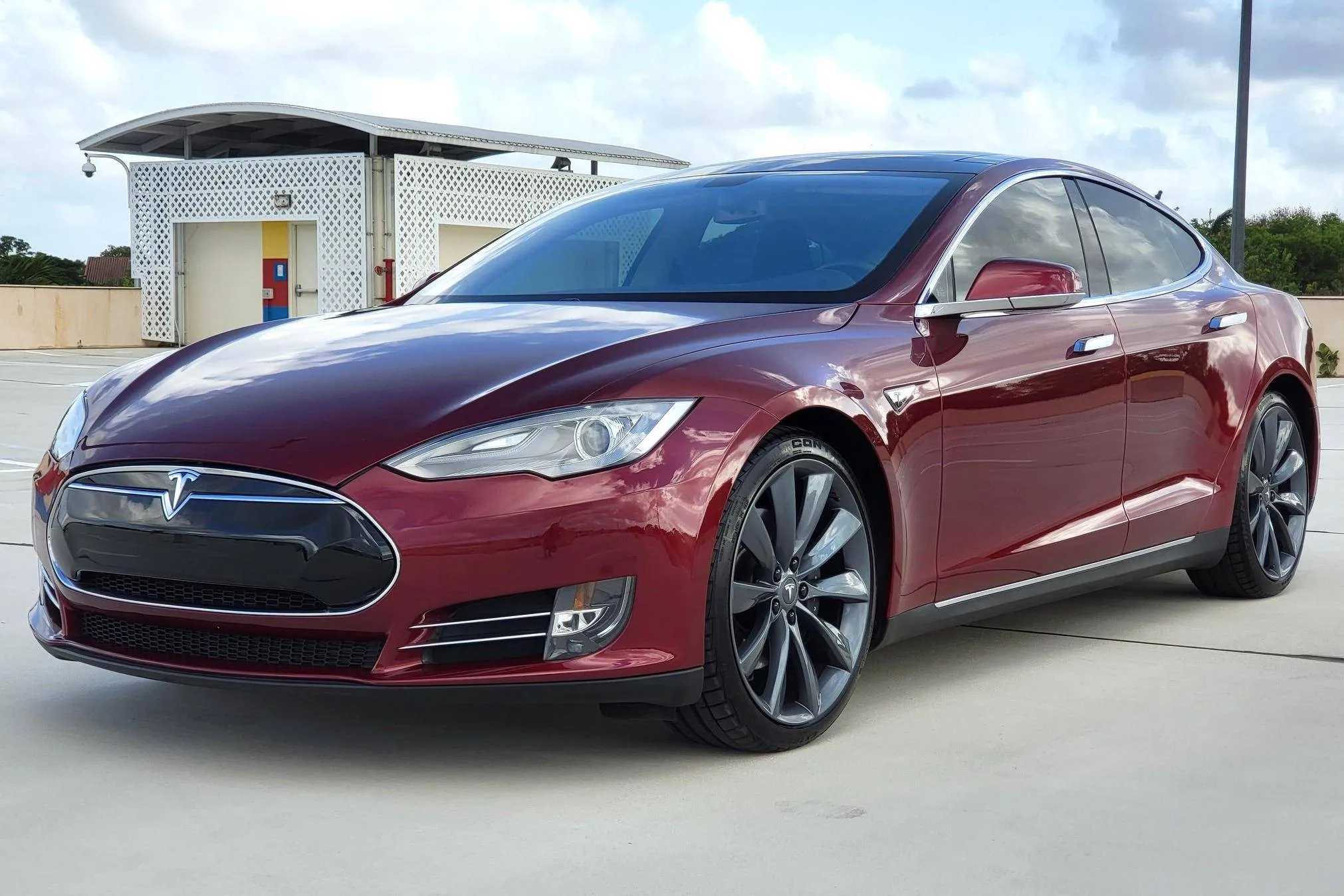 Skvettlapper Tesla Model S 2012 - 2016 │ foran + bak - sett 4 stk.