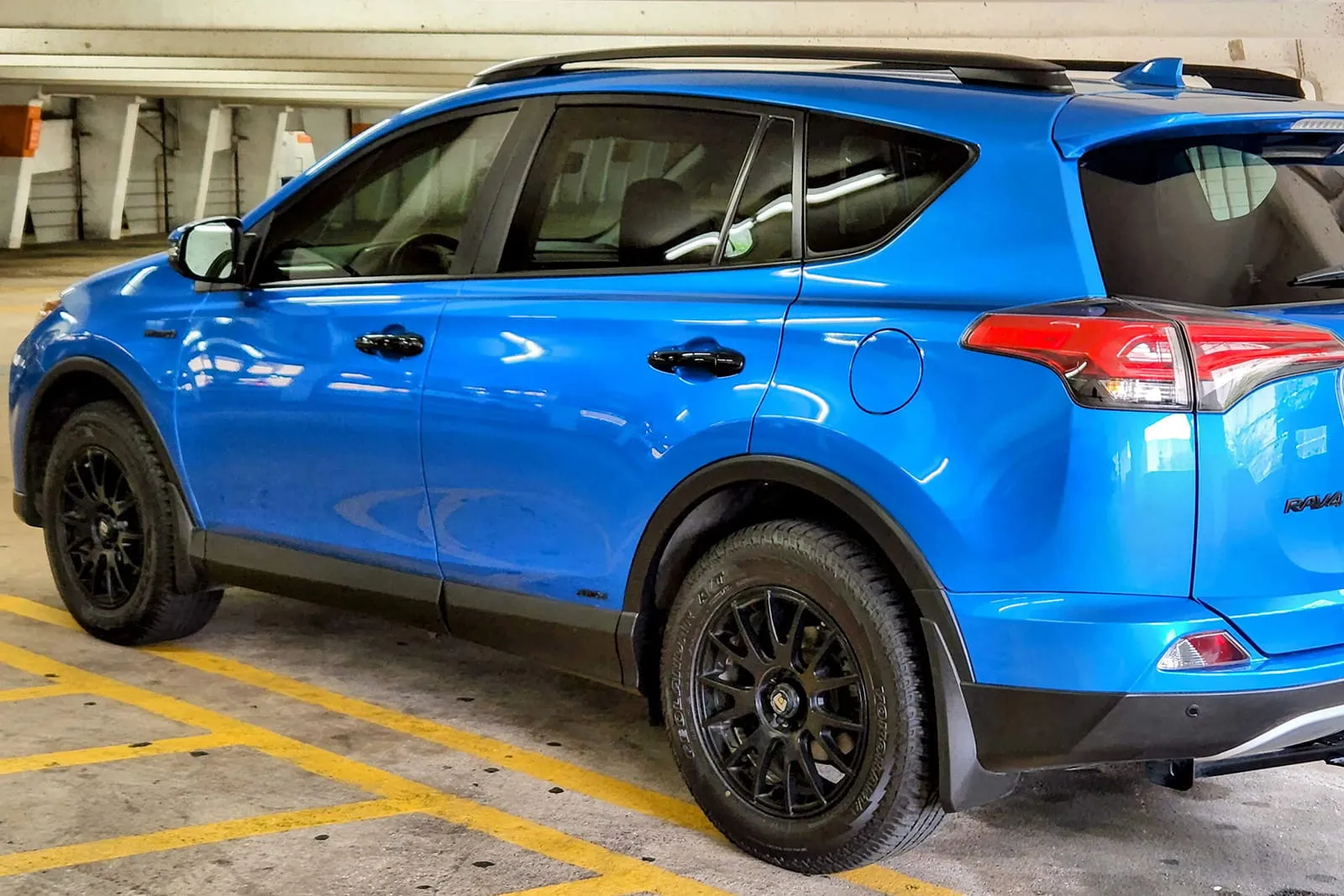 Skvettlapper Toyota RAV4 IV Facelift 2015 - 2019 – bilde 3
