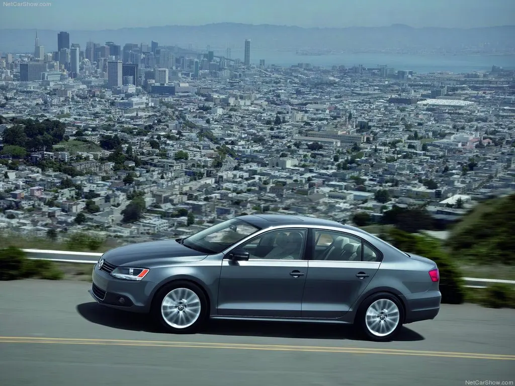 Skvettlapper VOLKSWAGEN JETTA 2011-2014 SEDAN  – bilde 3
