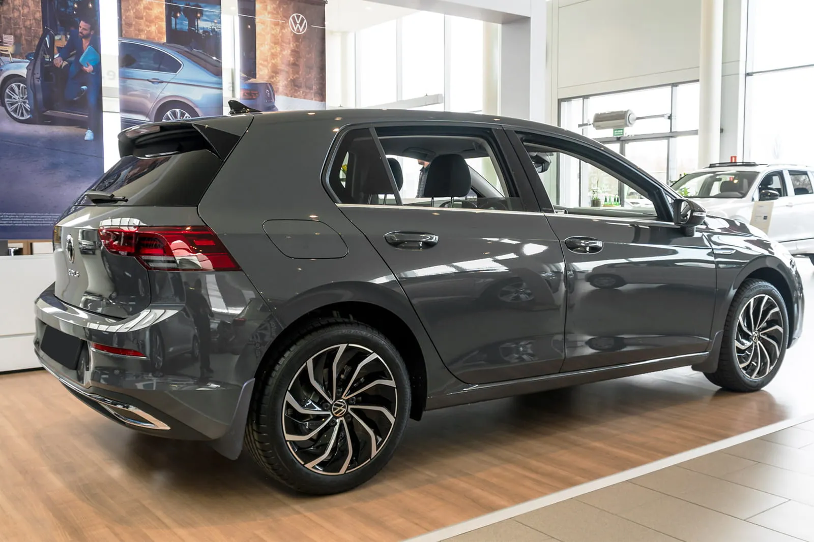 Skvettlapper VW Golf 8 Hatchback 2019 -> │ sett 4 stk.