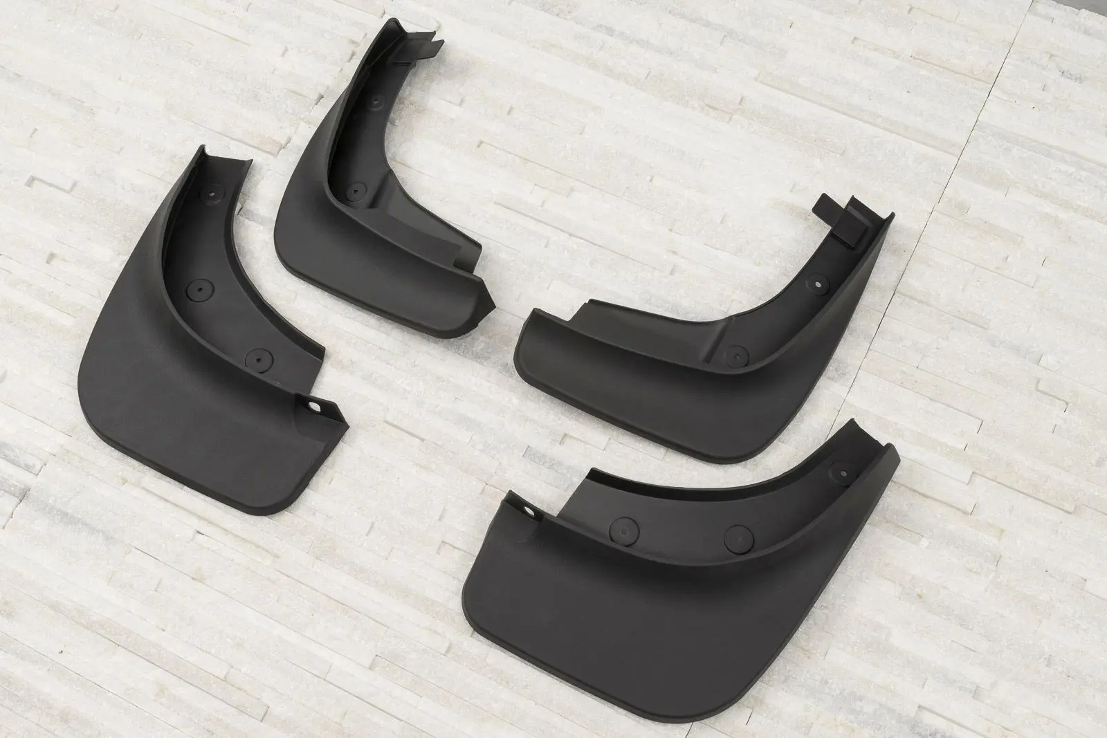Skvettlapper VW Touareg 7P R-Line 2010 - 2018 – bilde 3