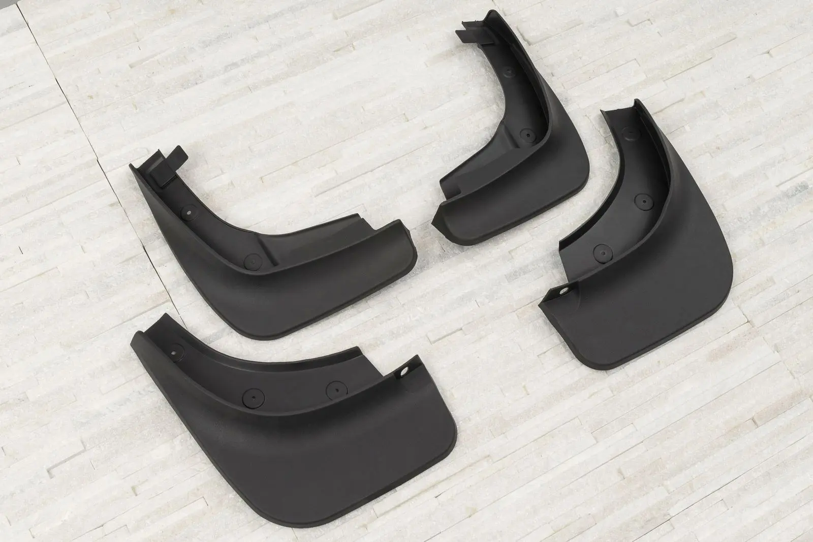 Skvettlapper VW Touareg 7P R-Line 2010 - 2018 – bilde 4