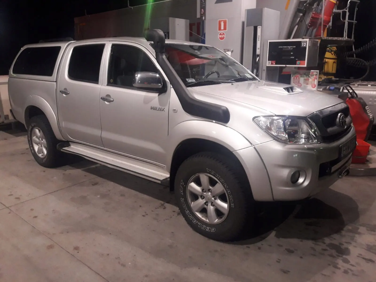 Snorkel Toyota Hilux VII 2005 - 2015 Image 1