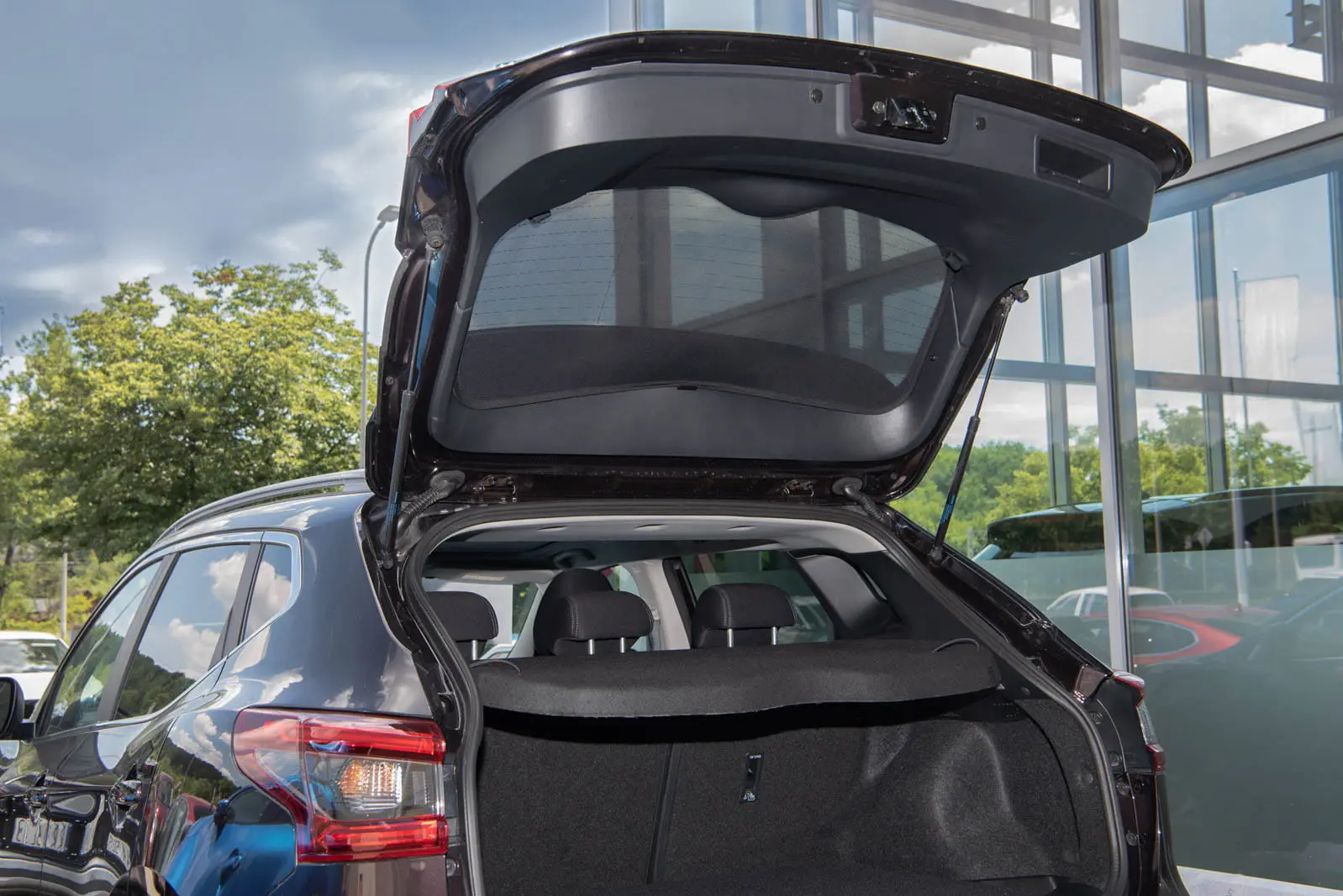 Solskjermer Volvo XC40 2017 -> / Volvo EX40/XC40 Recharge 2020 -> | sett 5 stk. Image 4