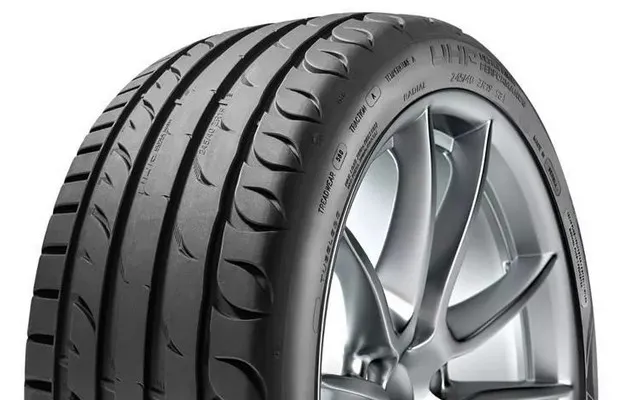 Sommerdekk Riken Ultra High Performance 96H │ 215/60 R17 – bilde 2