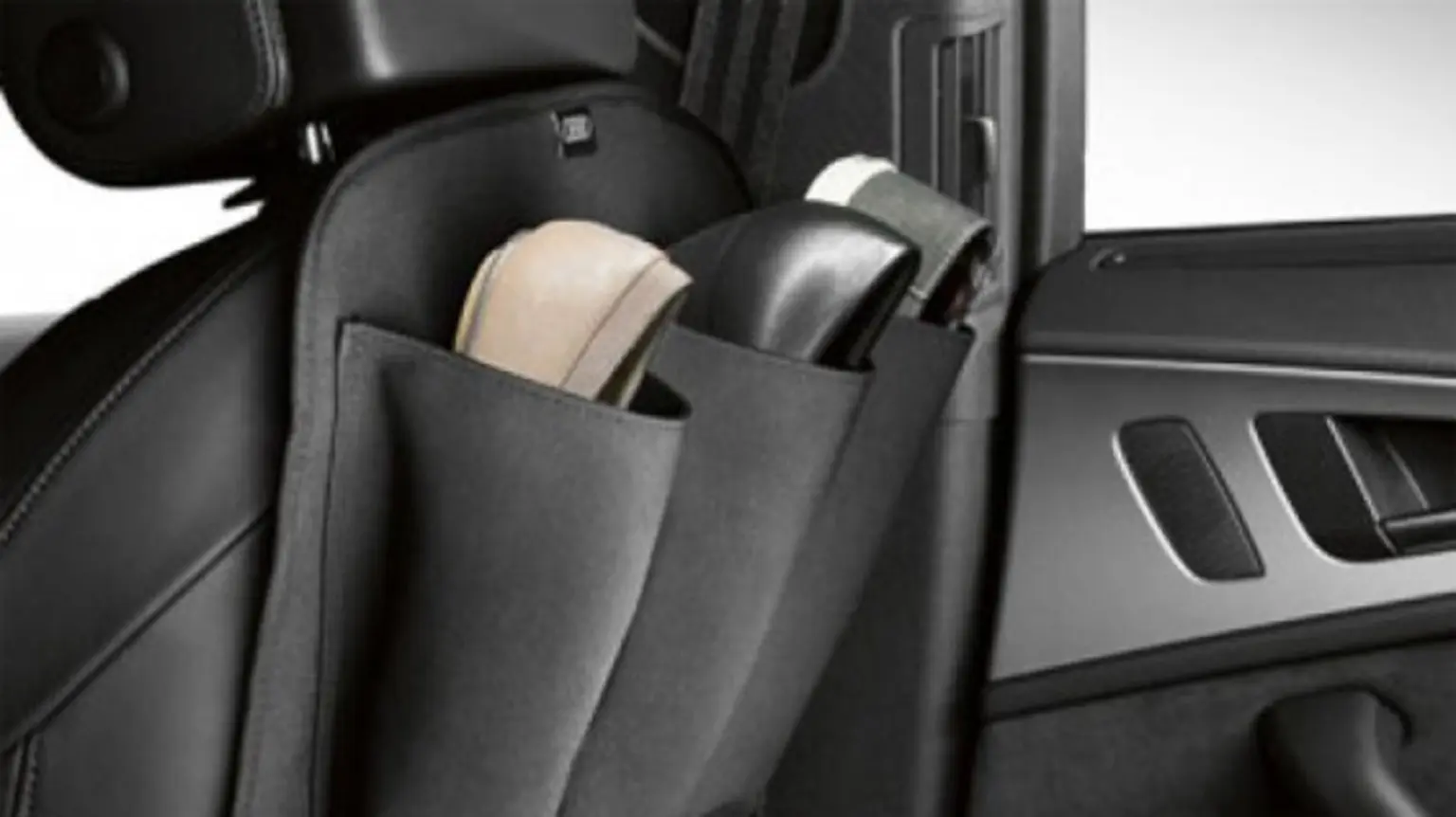 Sparketrekk Audi Shoe Bag Organizer │ Beskyttelsestrekk for seteryggen med oppbevaring Image 2