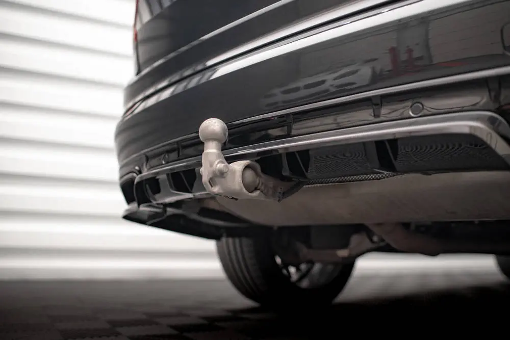 Splitter bak Volvo XC90 II R-Design Facelift 2019 ->