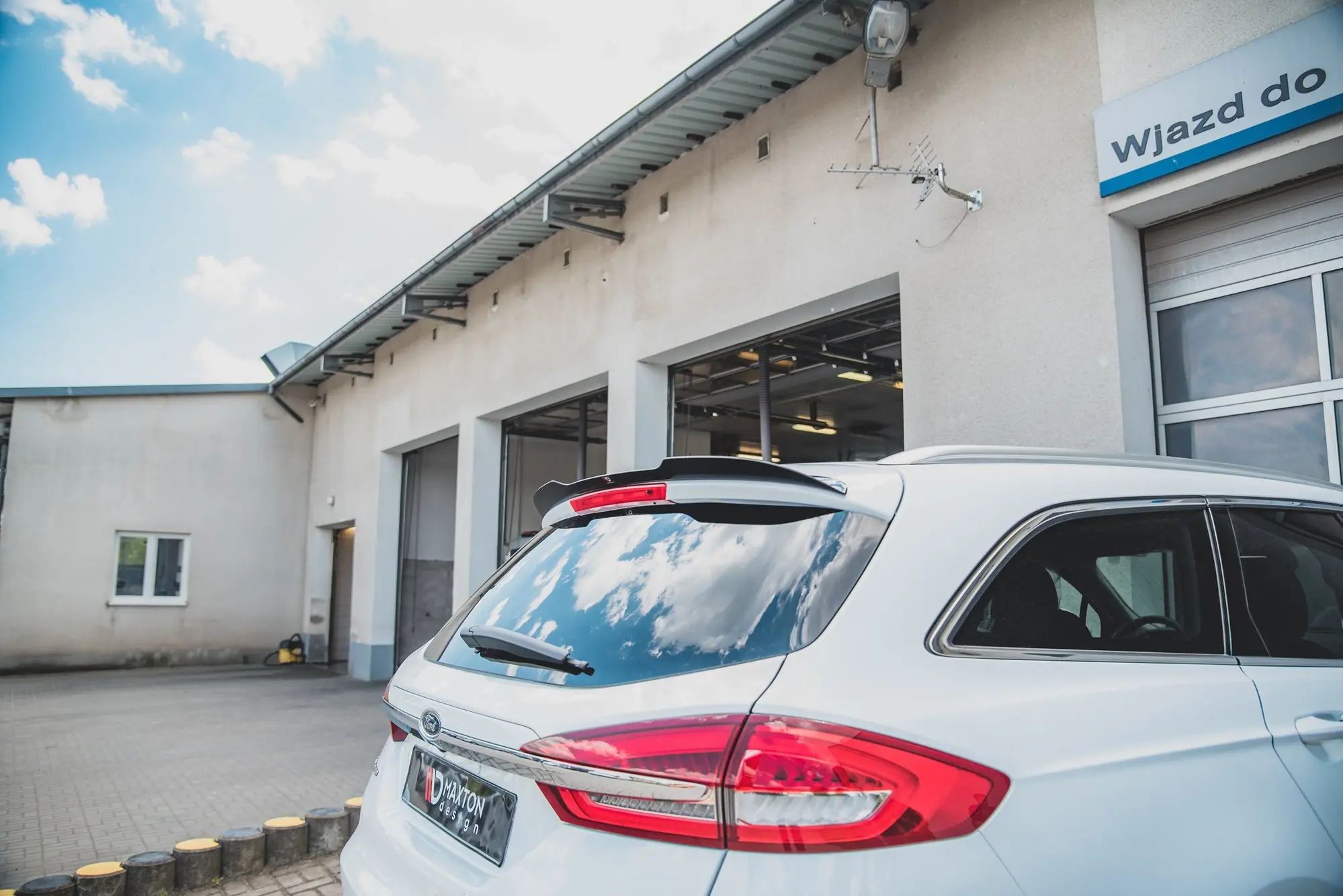 Spoiler bak Ford Mondeo V Facelift 2019 - 2022 Image 5