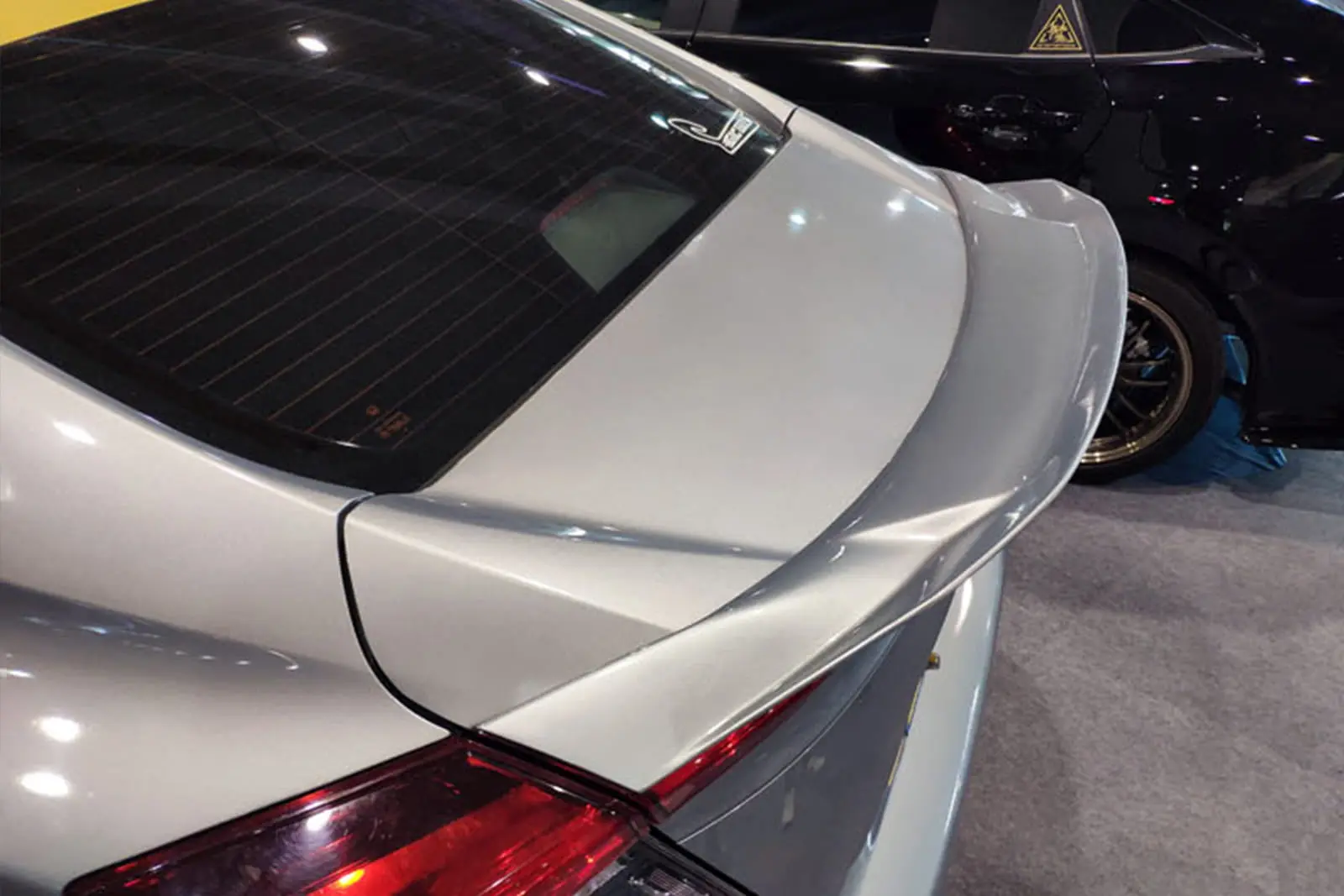 Spoiler bak Honda Civic X 2016-> – bilde 4