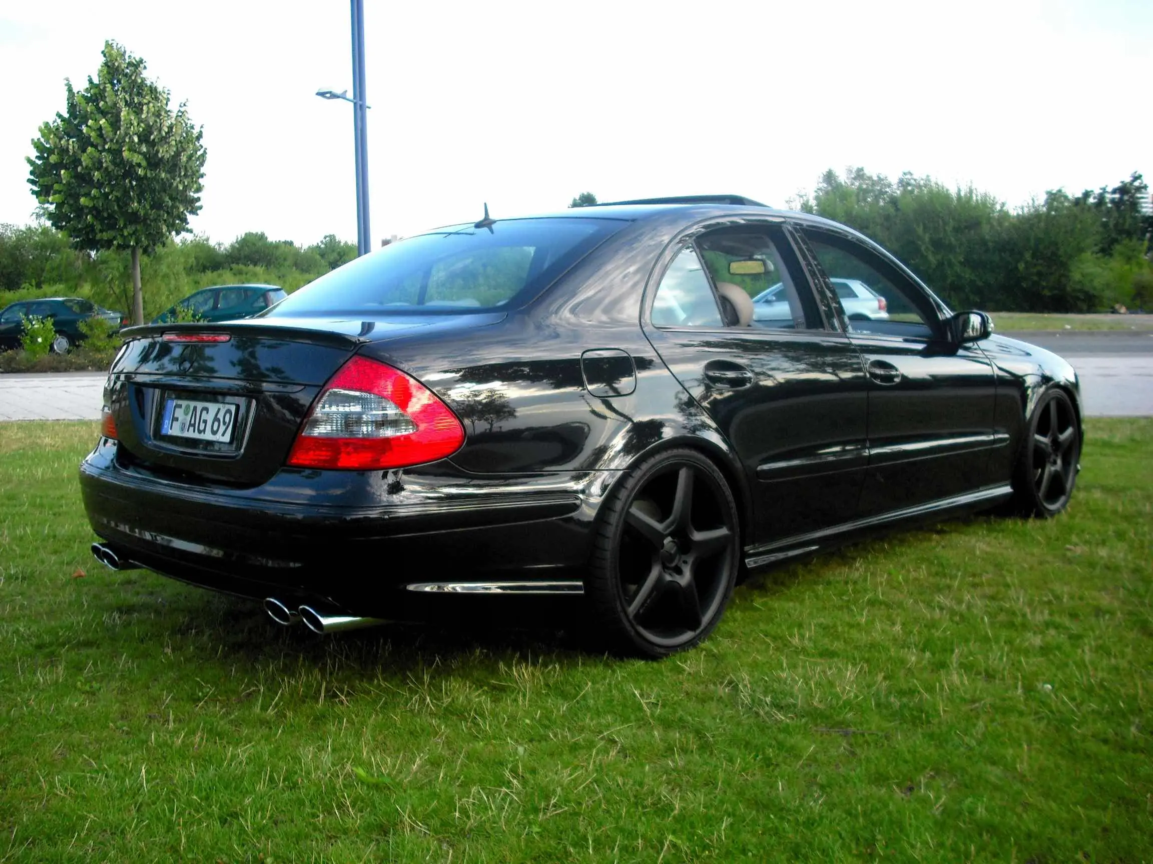 Spoiler bak Mercedes-Benz E-Klasse W211 Sedan AMG Style Image 7