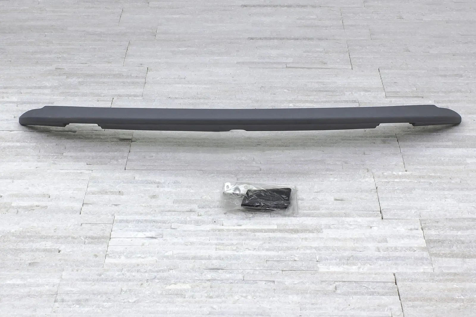Spoiler bak Toyota Yaris 2008-2011 – bilde 4