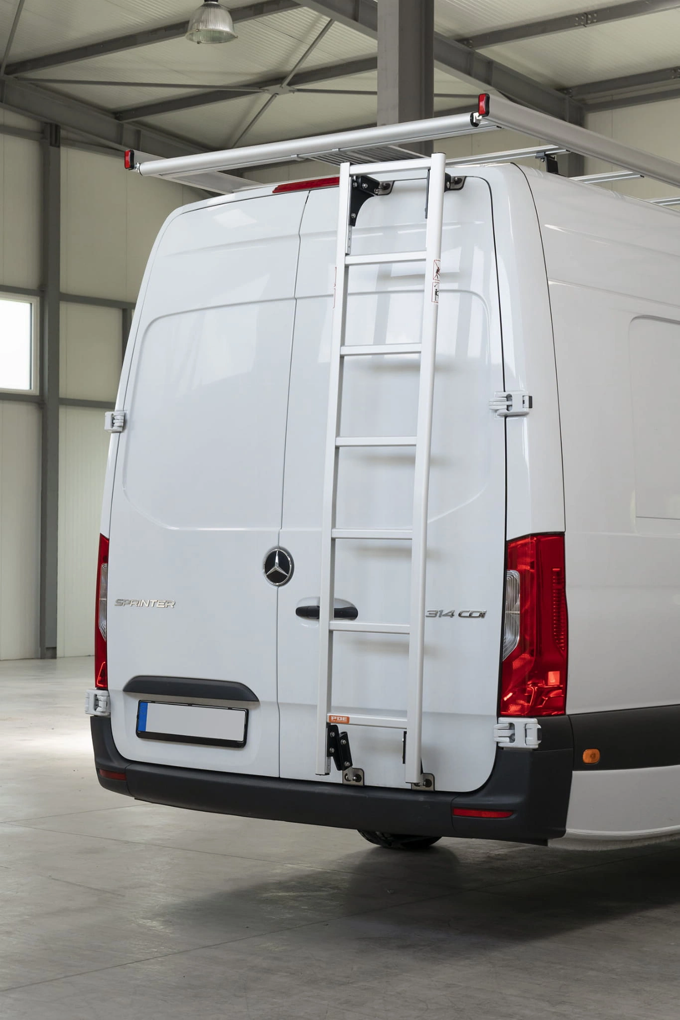 Stige til bakdør VW Crafter II 2016-> / Man TGE 2017 -> │ H3-karosseri