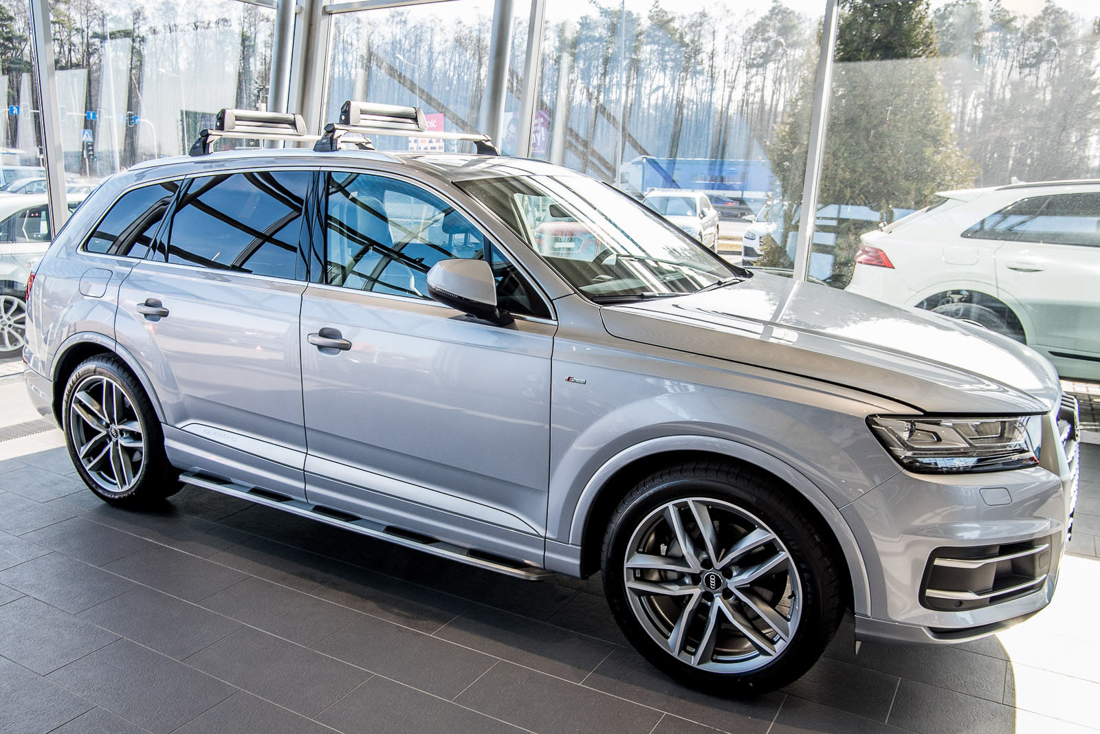 Stigtrinn Audi Q7 4M 2015 -> – bilde 7