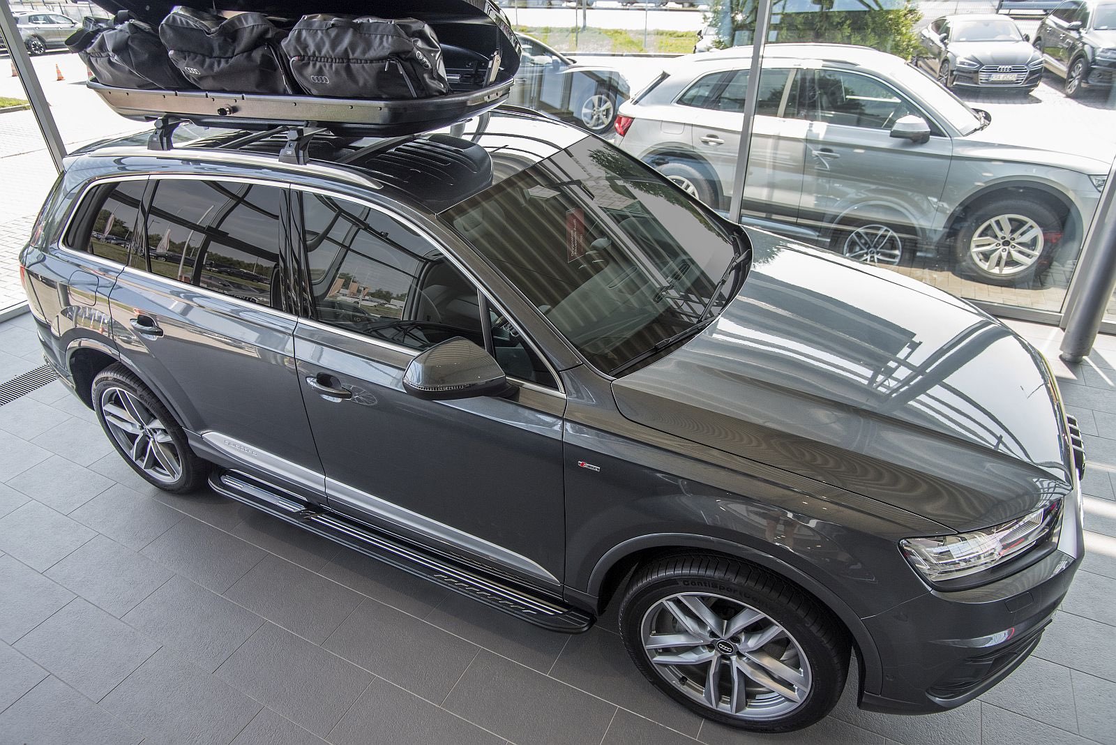 Stigtrinn Audi Q7 4M 2015 -> │ Black Edition – bilde 4