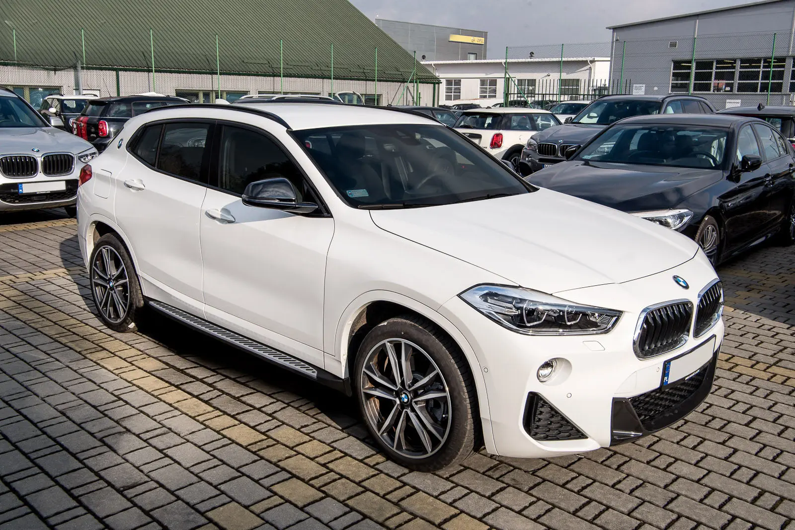 Stigtrinn BMW X2 2017-> – bilde 5