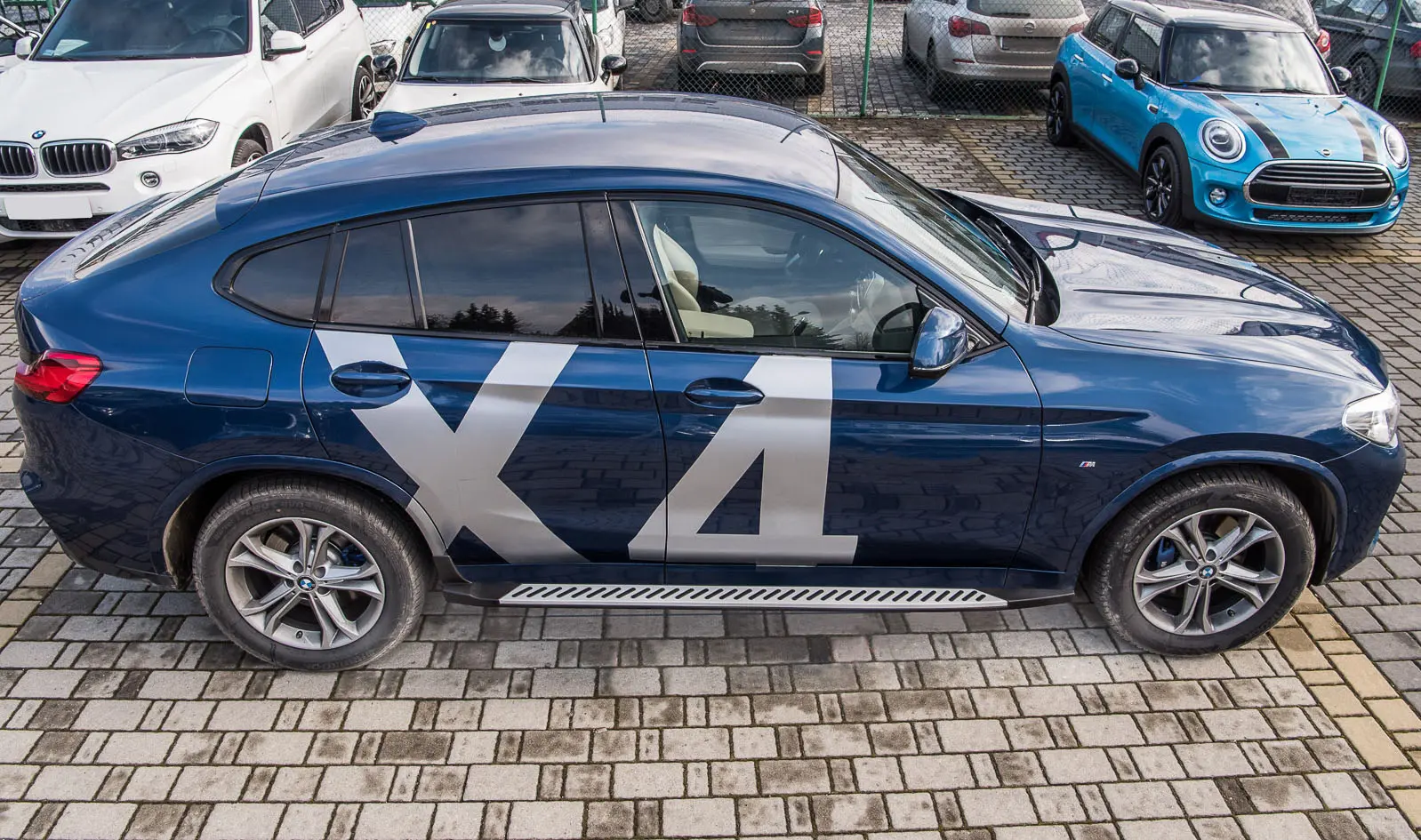 Stigtrinn BMW X4 (F26) 2014 - 2018 – bilde 6