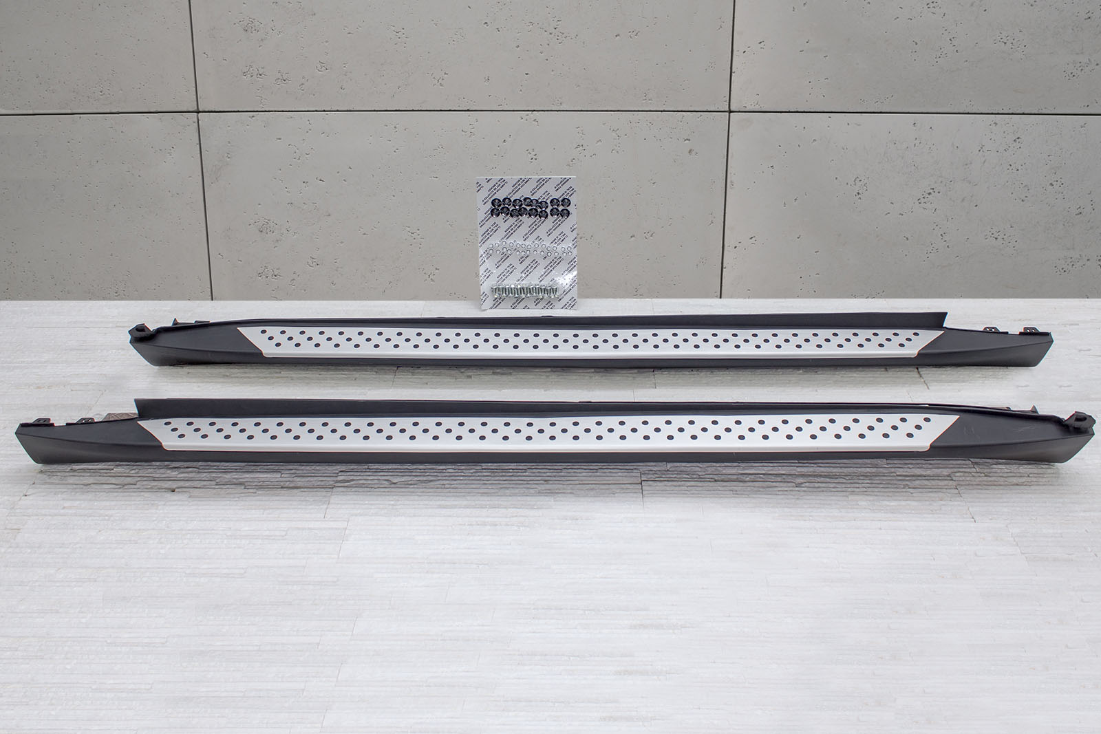 Stigtrinn BMW X5 II (E70) 2006 - 2013 – bilde 2