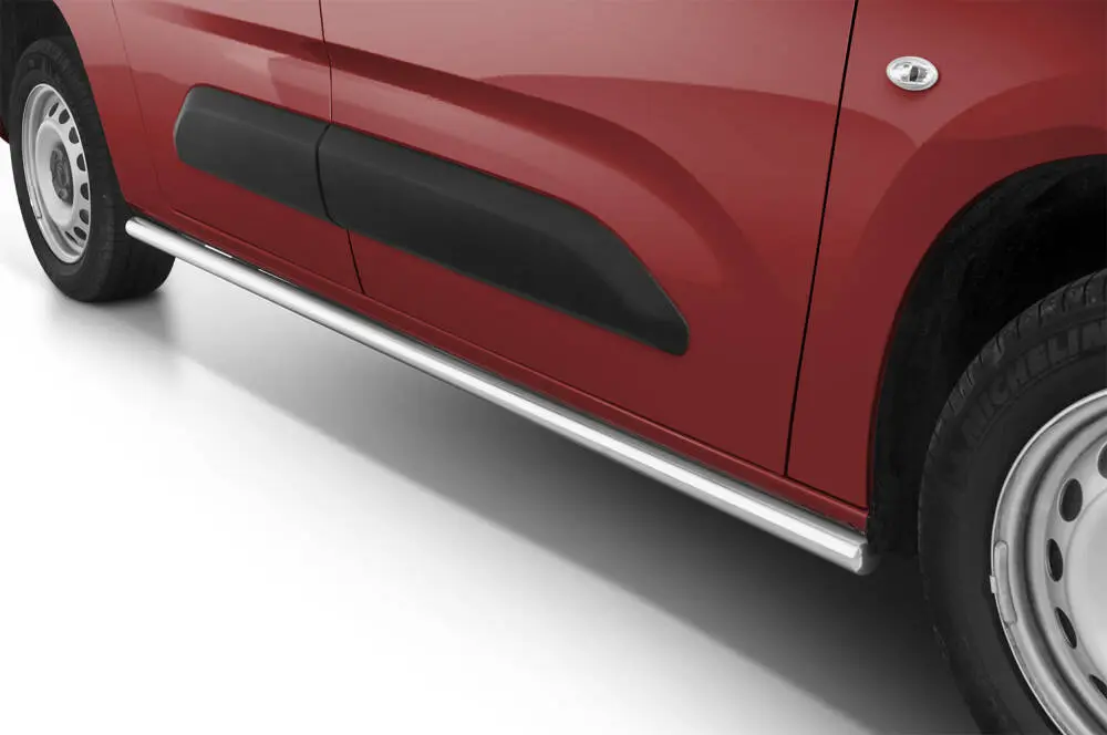 Stigtrinn Citroen Berlingo IV 2018 ->