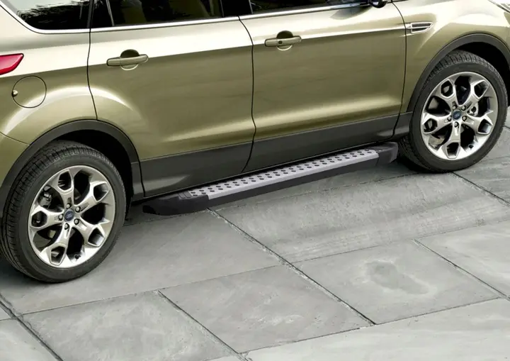Stigtrinn Ford Kuga I 2008 - 2013