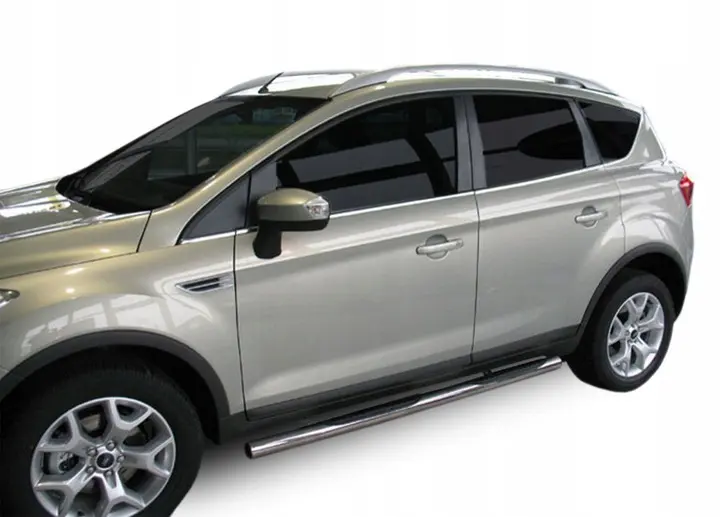 Stigtrinn Ford Kuga I 2008 - 2013