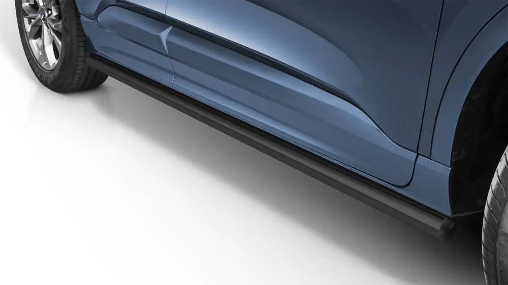 Stigtrinn Ford Kuga III 2019 -> │ Black Edition