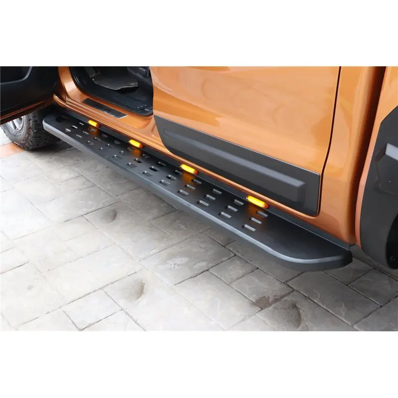 Stigtrinn Ford Ranger 2016 - 2022 | med LED markeringslys