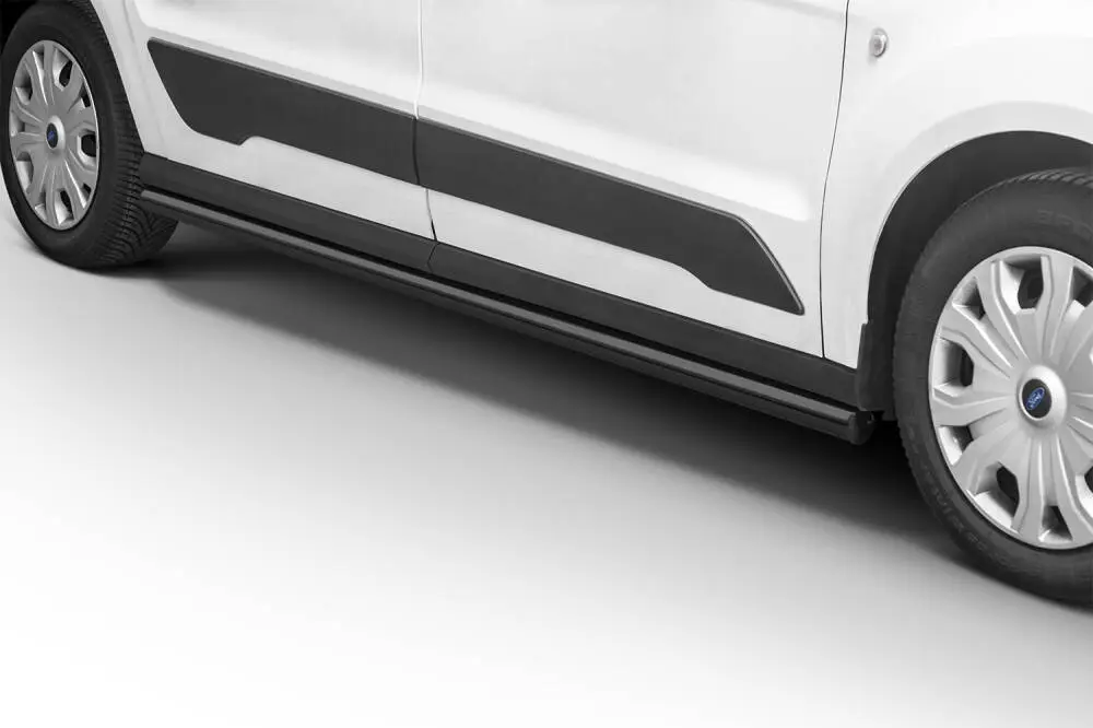 Stigtrinn Ford Transit Connect II 2012 - 2022 │ LWB Black Edition