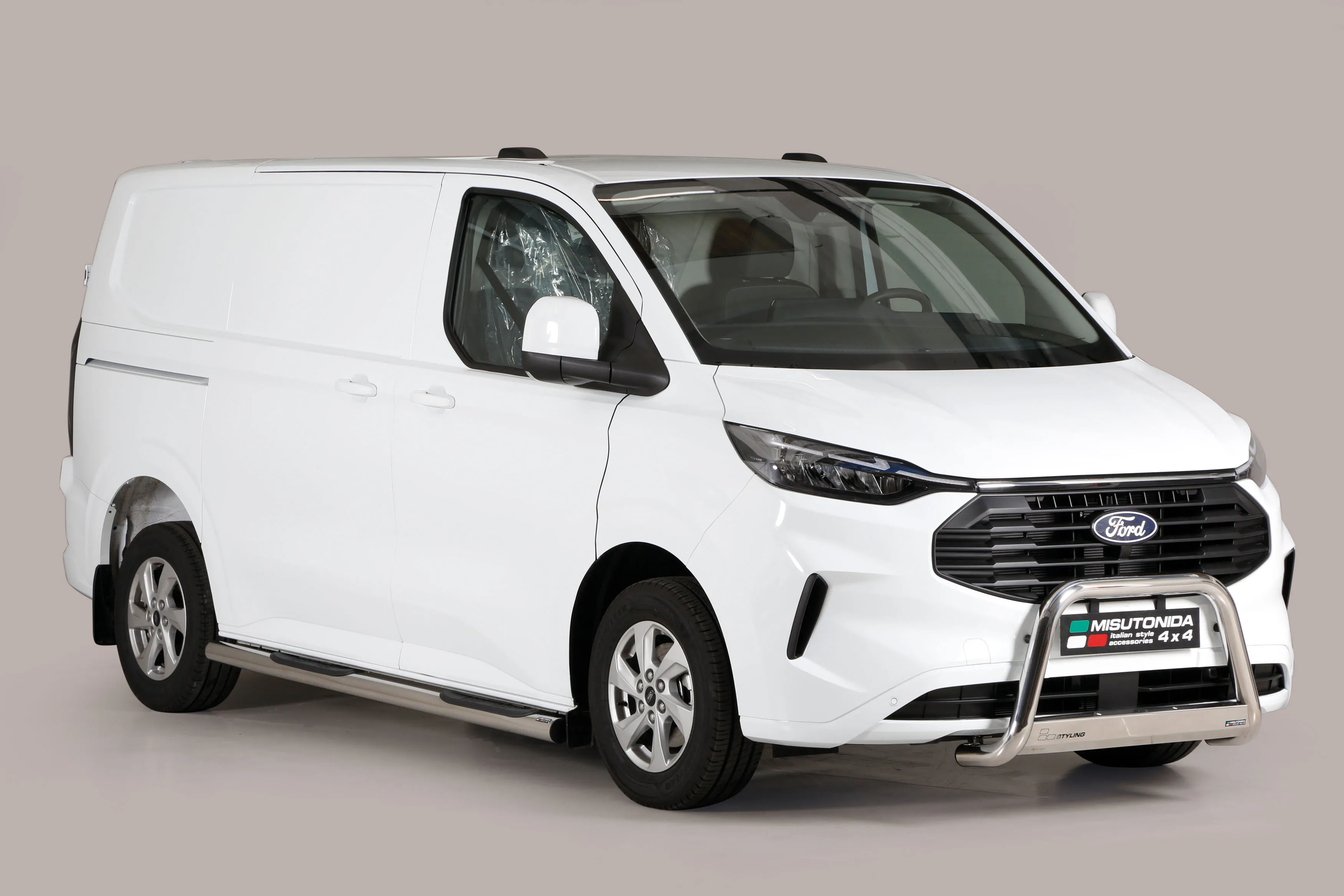 Stigtrinn Ford Transit Custom II / Tourneo Custom II 2023 -> │ L1 - D - Ø76 Chrome Edition