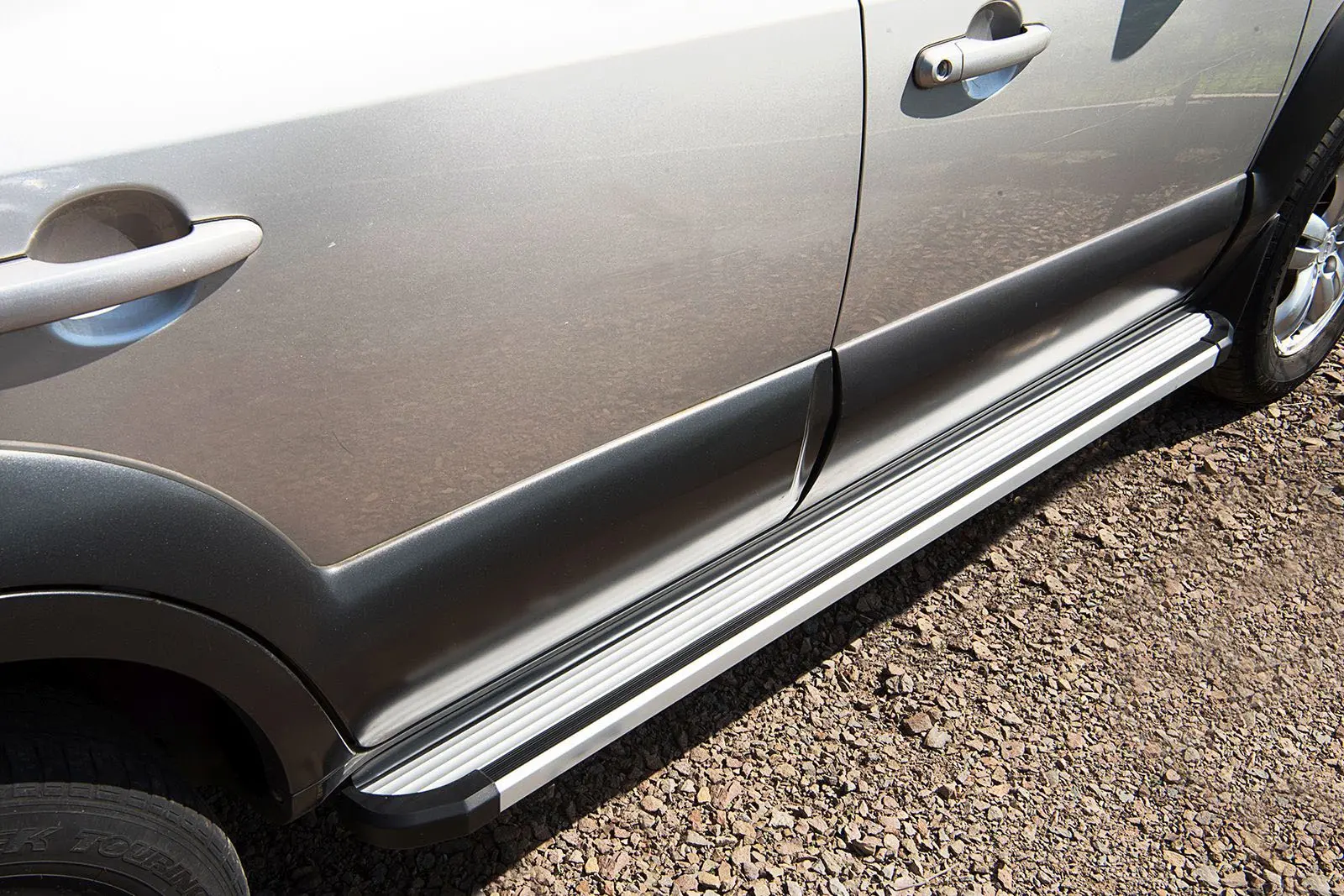 Stigtrinn Hyundai Tucson I 2004 - 2010 / Kia Sportage II 2004 - 2010