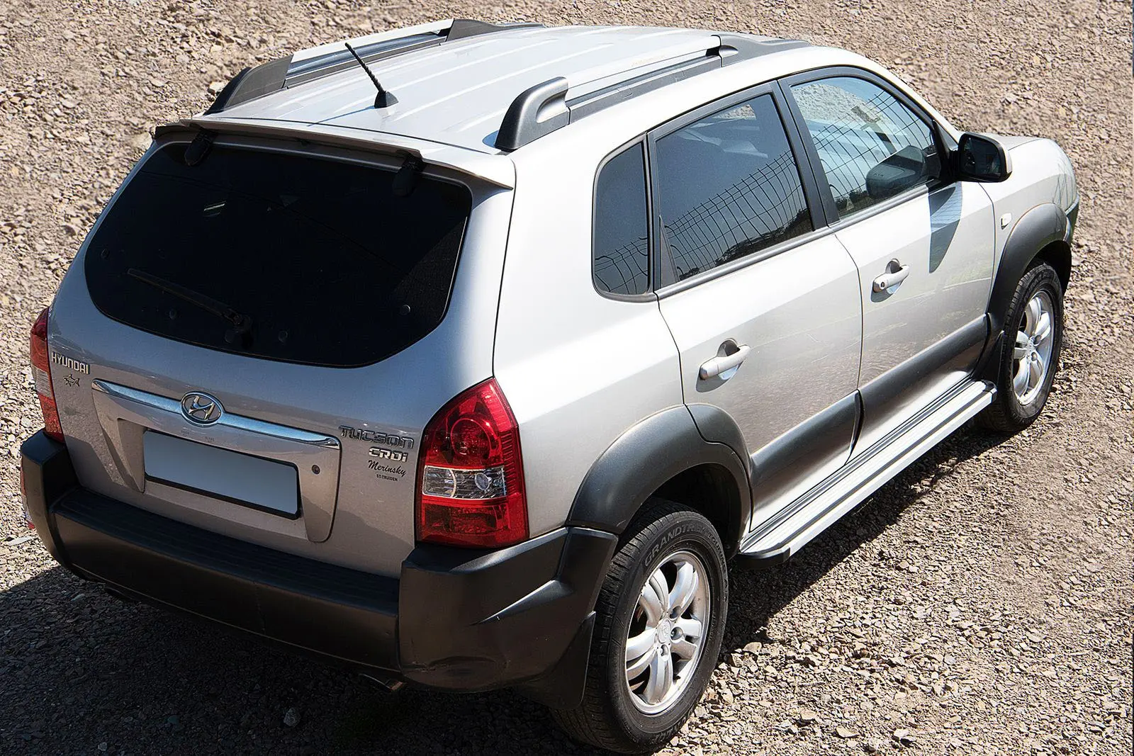 Stigtrinn Hyundai Tucson I 2004 - 2010 / Kia Sportage II 2004 - 2010 – bilde 4