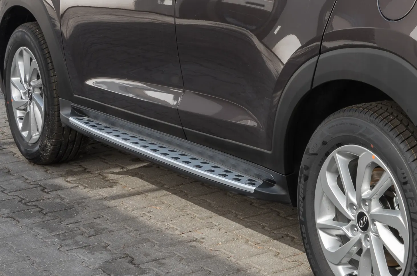 Stigtrinn Hyundai Tucson III 2015 - 2020