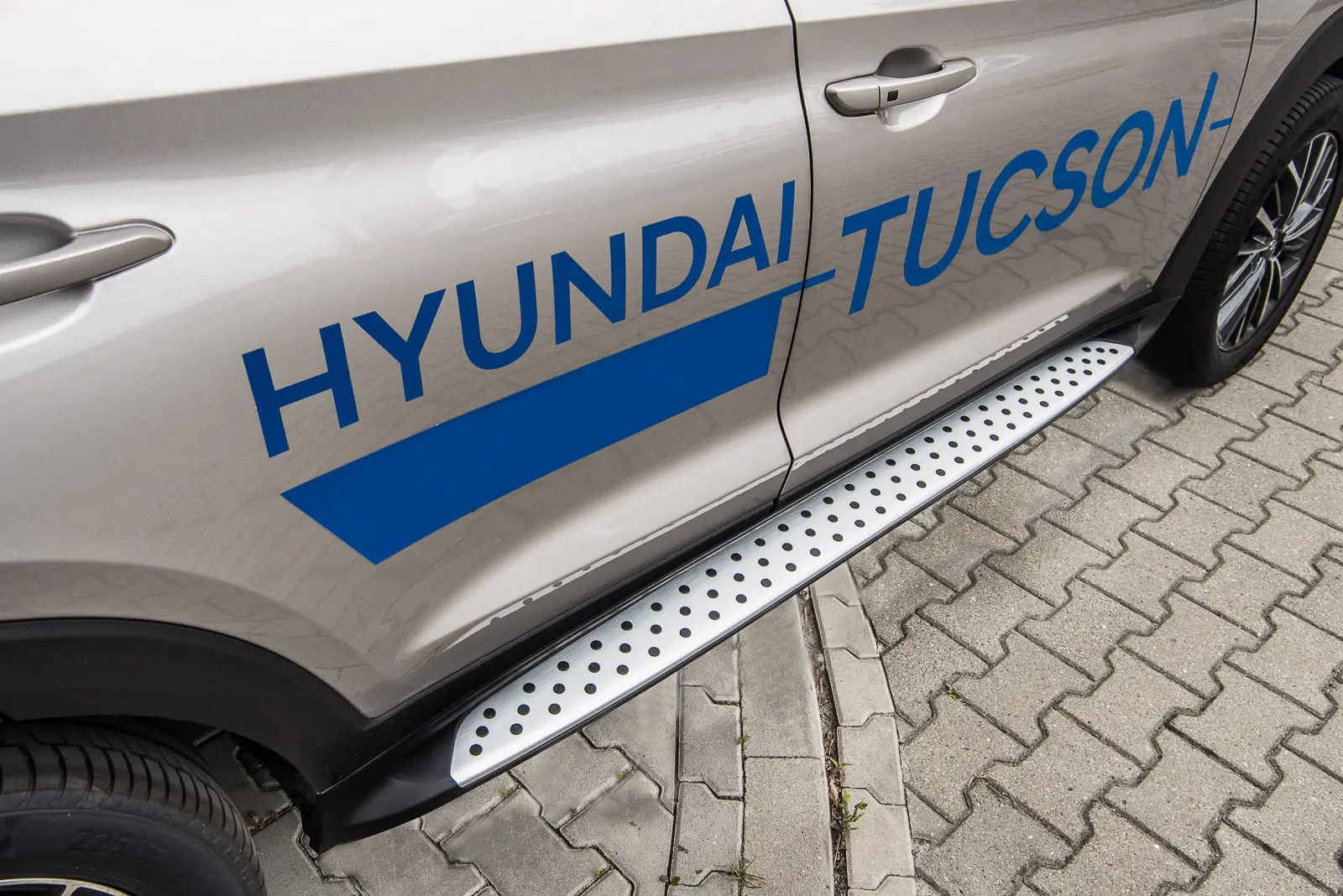 Stigtrinn Hyundai Tucson III 2015 - 2020
