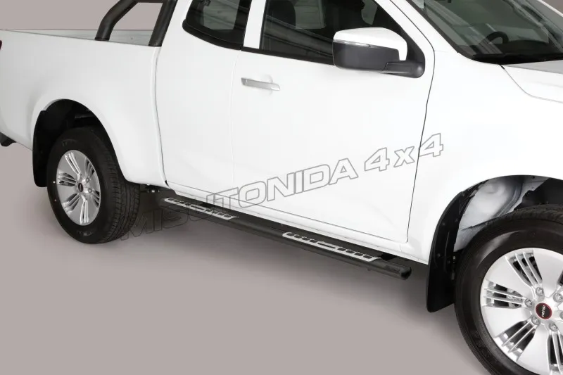 Stigtrinn Isuzu D-Max III 2019 -> │ Space Cab Black