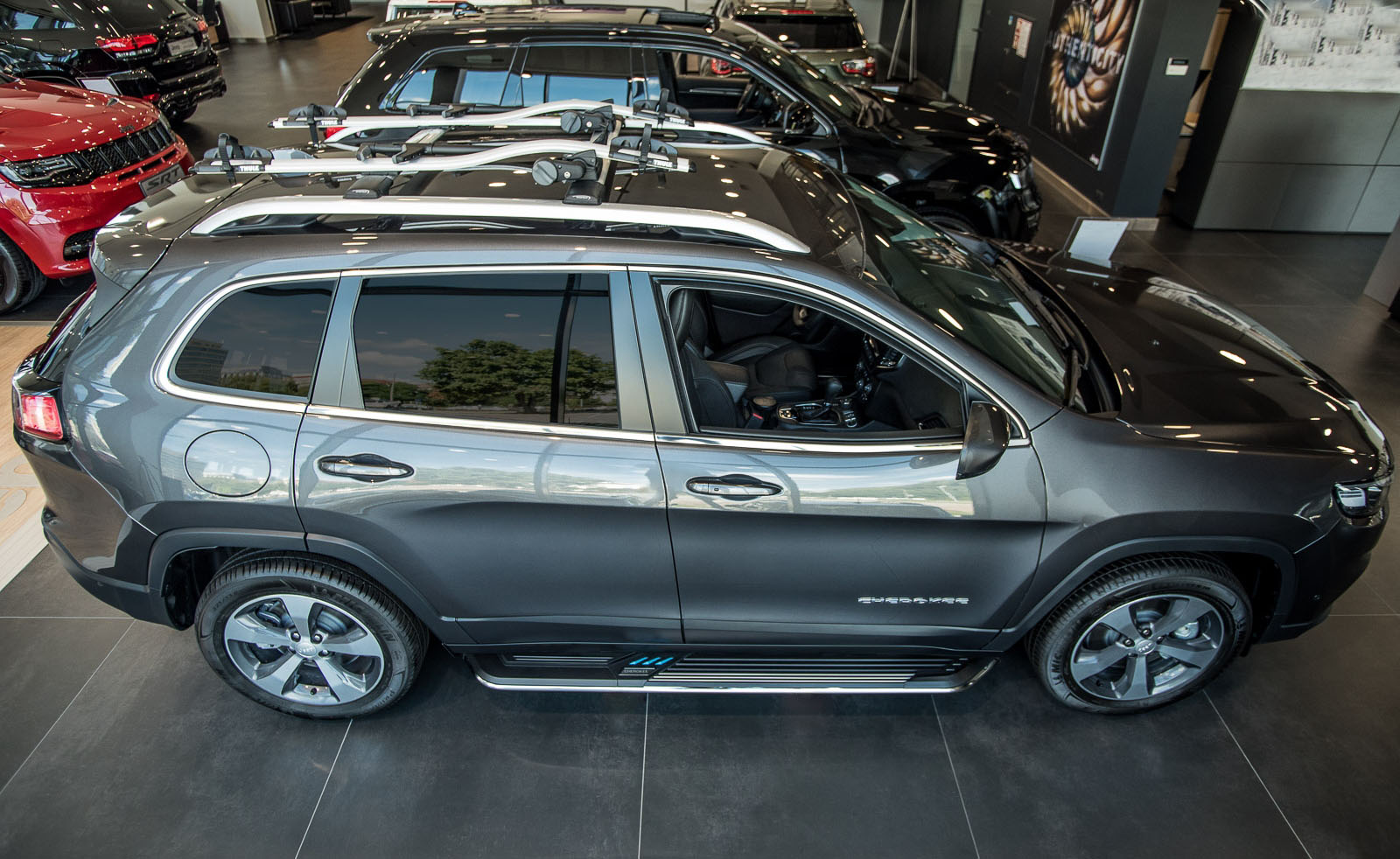 Stigtrinn Jeep Cherokee V 2013 - 2023 – bilde 3