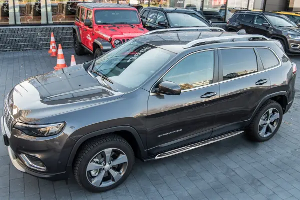 Stigtrinn Jeep Cherokee V V-Class 2013 - 2018 – bilde 2