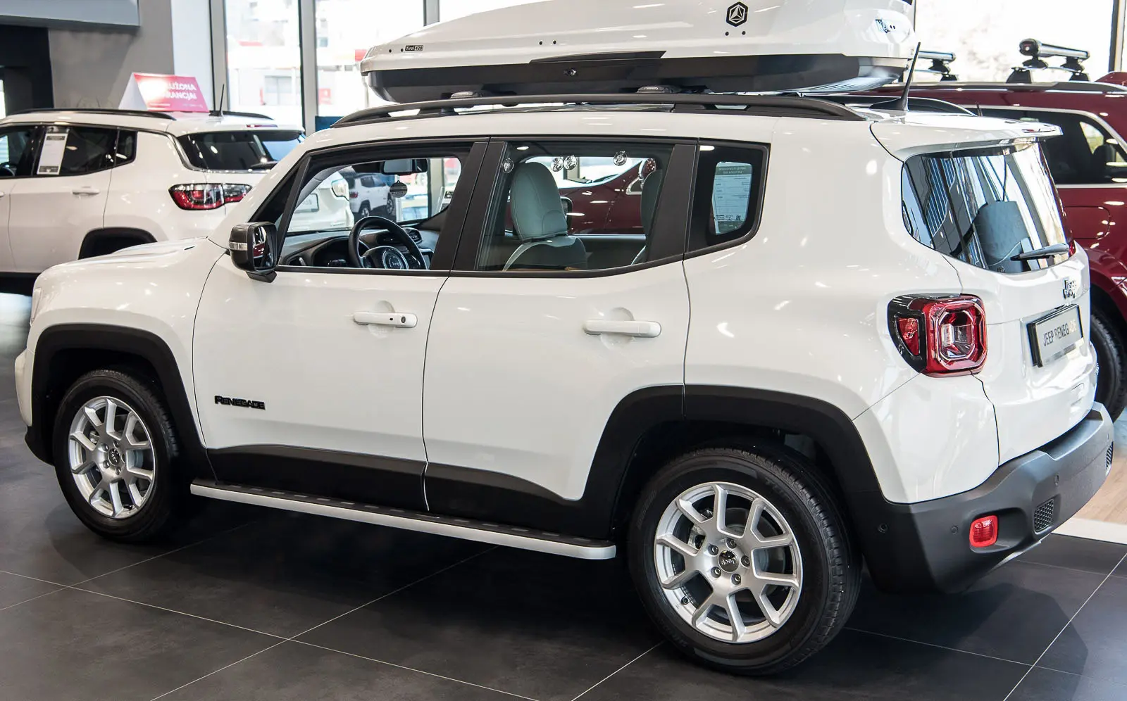 Stigtrinn Jeep Renegade 2014 -> – bilde 2