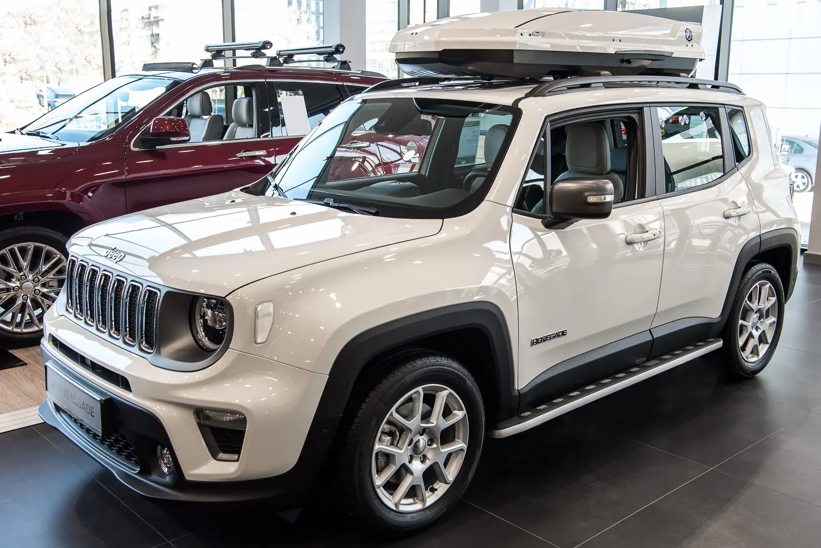 Stigtrinn Jeep Renegade 2014 -> – bilde 4