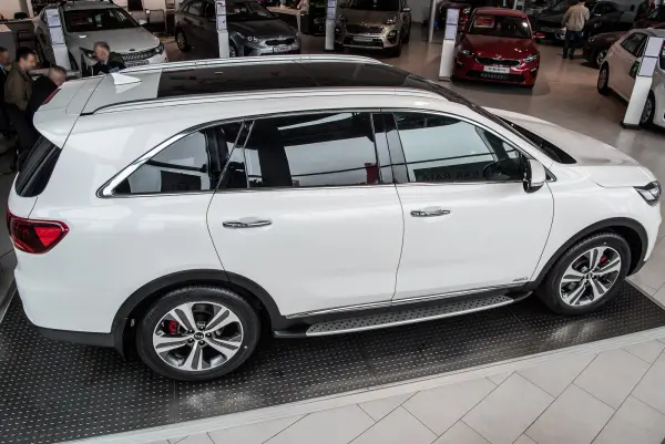 Stigtrinn Kia Sorento III 2014 - 2020 – bilde 2