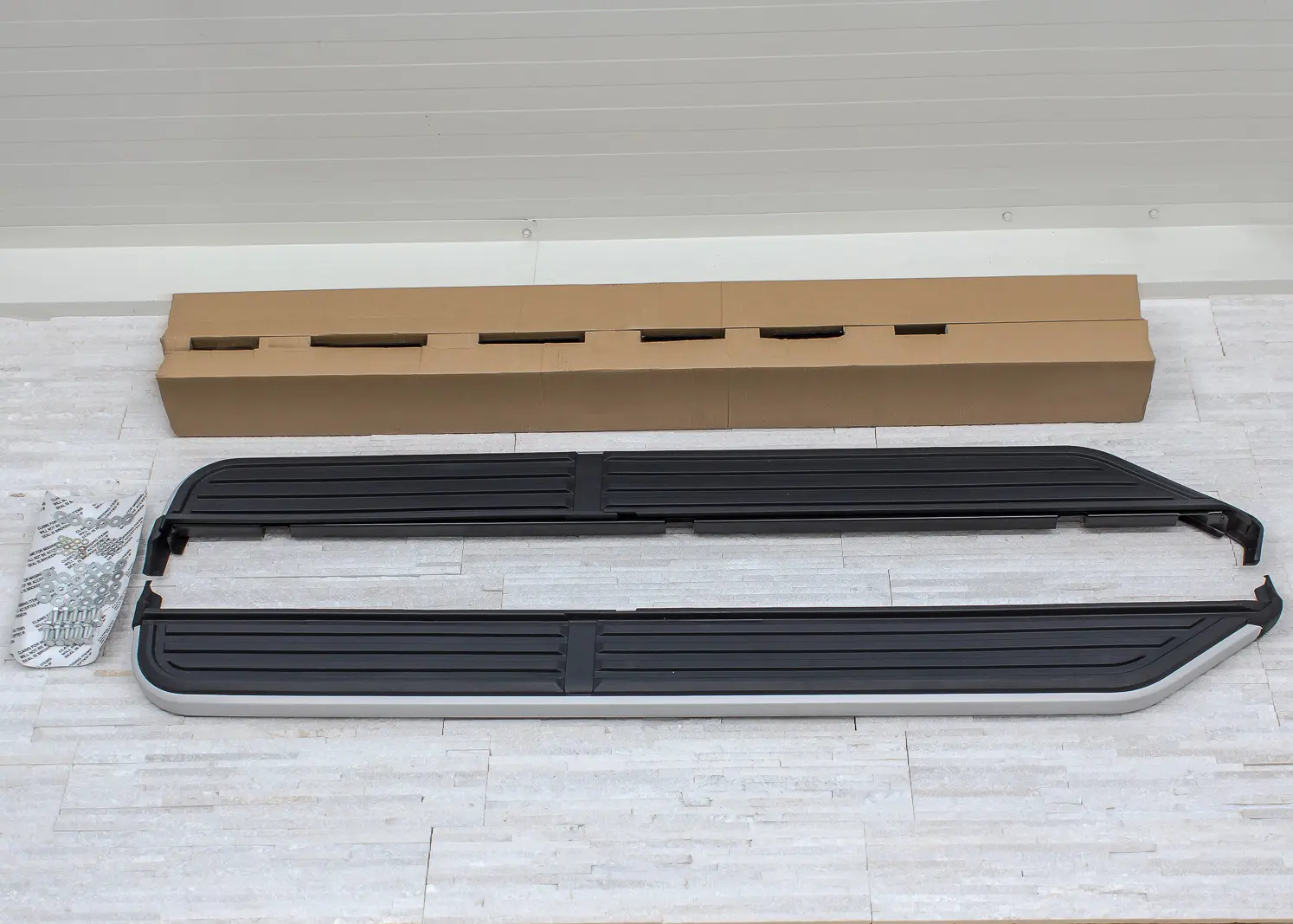Stigtrinn Land Rover Discovery 3 / 4 (L319) 2004 - 2016 – bilde 3