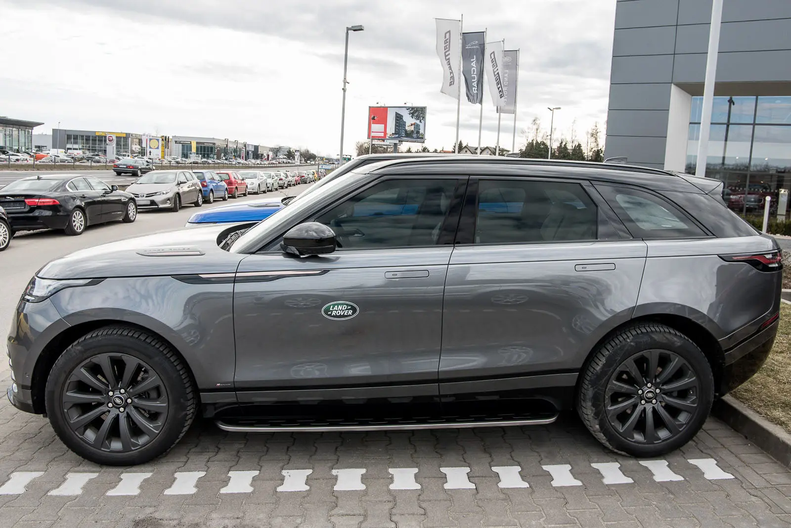Stigtrinn Land Rover Range Rover Velar (L560) 2017 -> – bilde 6