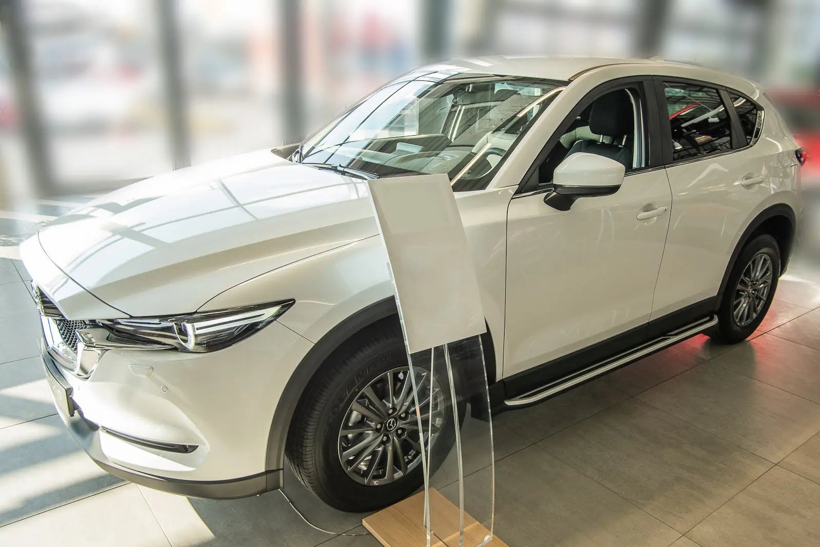 Stigtrinn Mazda CX-5 II 2017 -> – bilde 5